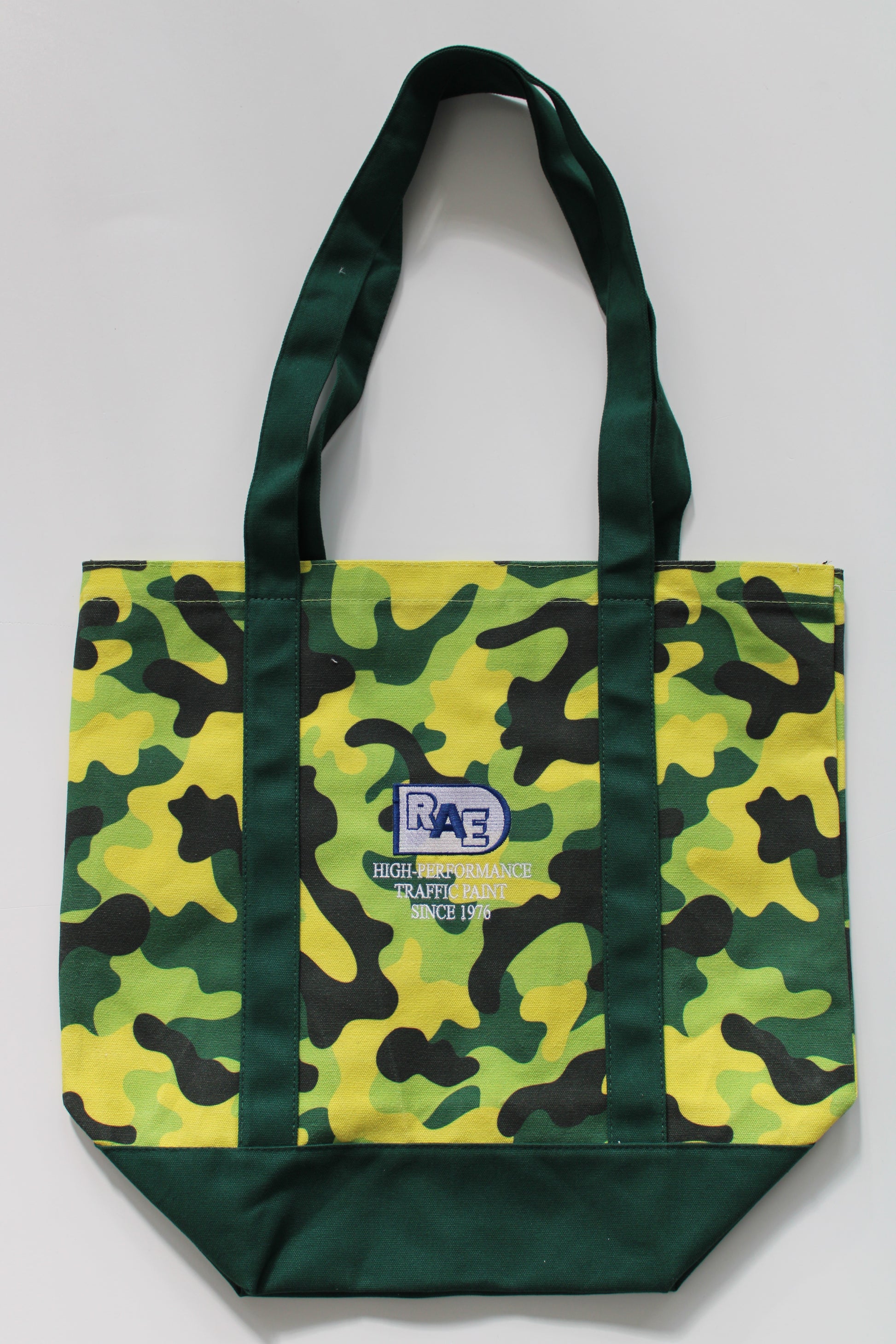 picture of RAE green camo nature tote bag