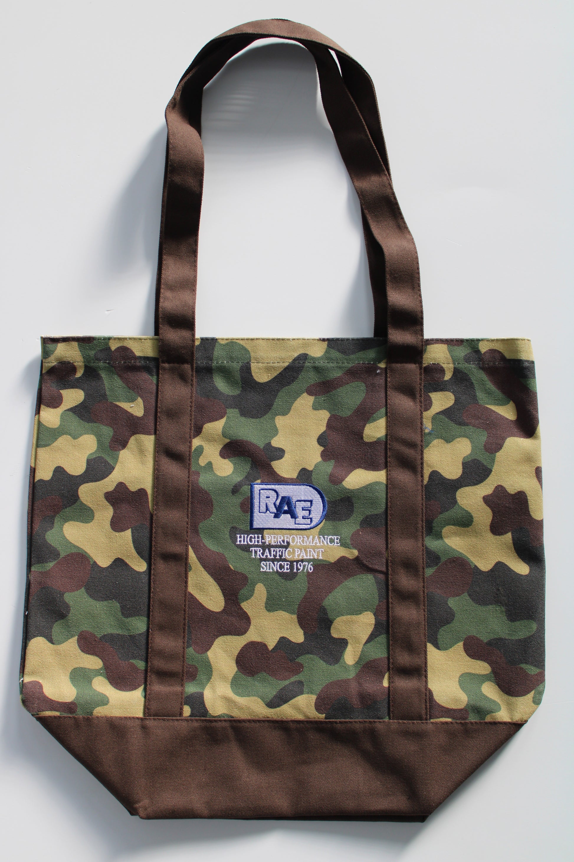 picture of RAE Olive camo nature tote bag