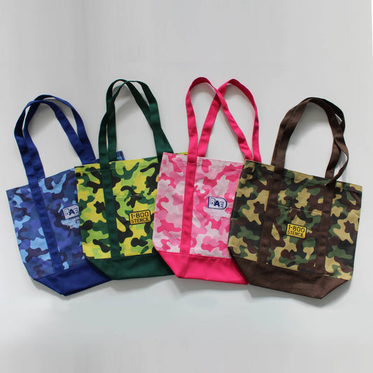 featured image of 4 RAE Nature tote bags, colored blue, green, pink, and olive in camo texture.
